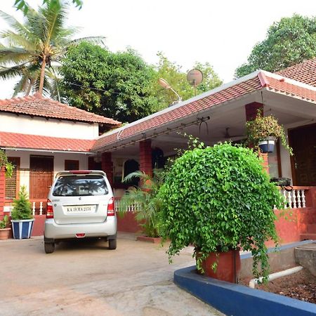 Runnin Airport - Homestay Gurpur Exteriér fotografie